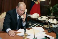 Путин поздравил президента Южной Осетии с Днем республики