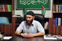 Мусульман Абхазии продолжают кормить обещаниями