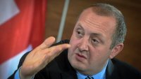 В парламенте Грузии заподозрили президента страны в пьянстве