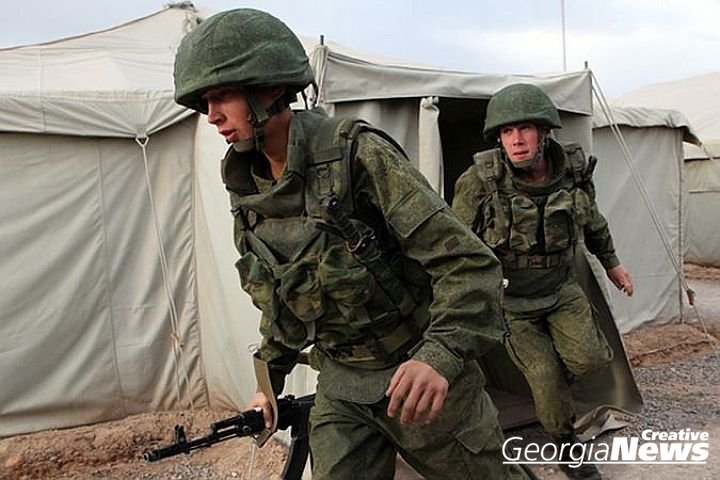 Российских военных подняли по учебной тревоге в Абхазии