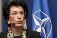 Бурджанадзе заявила представителю НАТО о вреде ложных обещаний